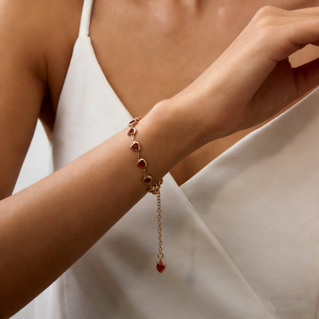 Chic Crimson Heart Strand Bracelet