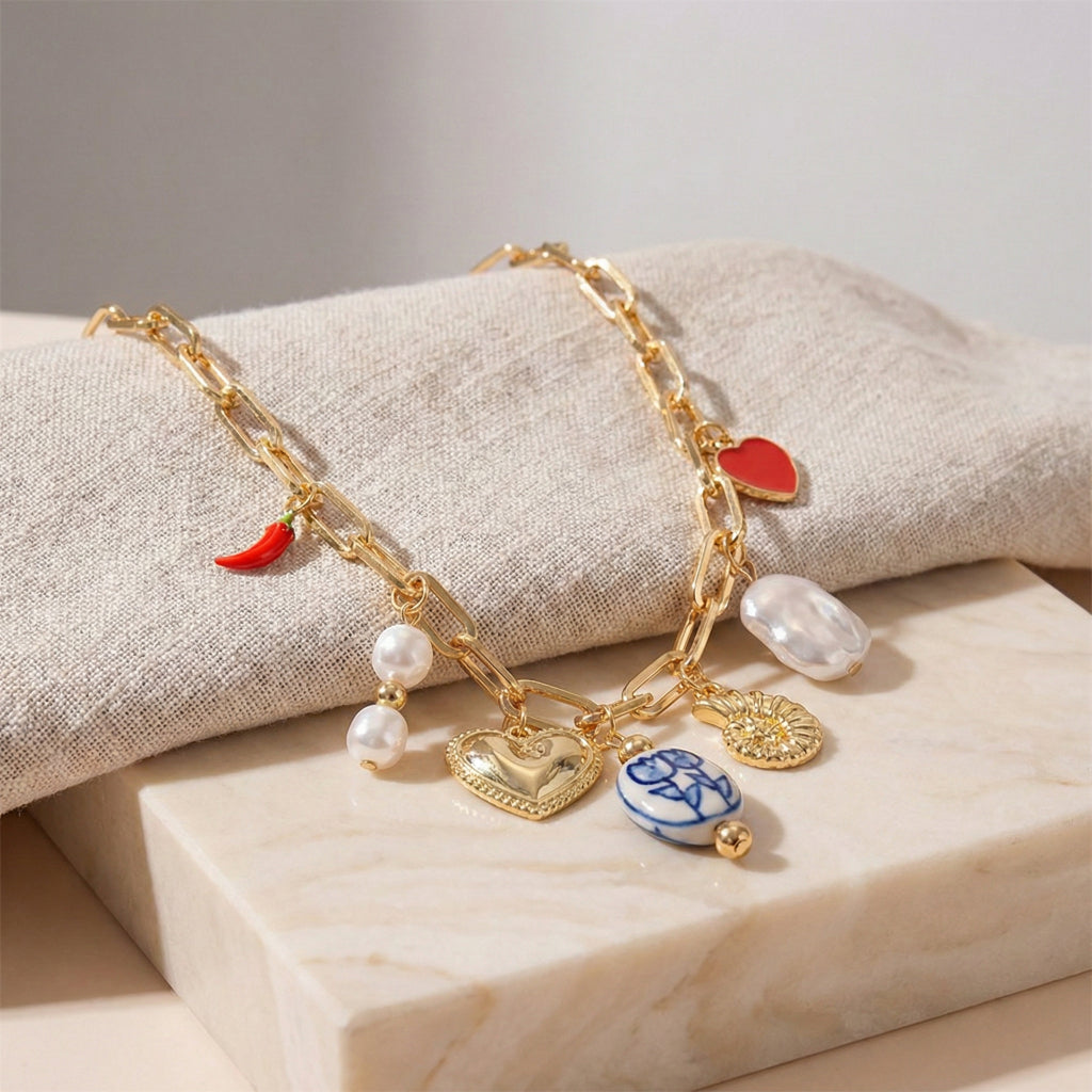 Chic Retro Charm Necklace